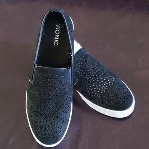 Vionic 356 mid dipper black suede flat size 11